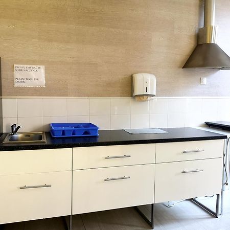 Hostel Kamienica Rynek 7 คาโตวีตเซ ภายนอก รูปภาพ
