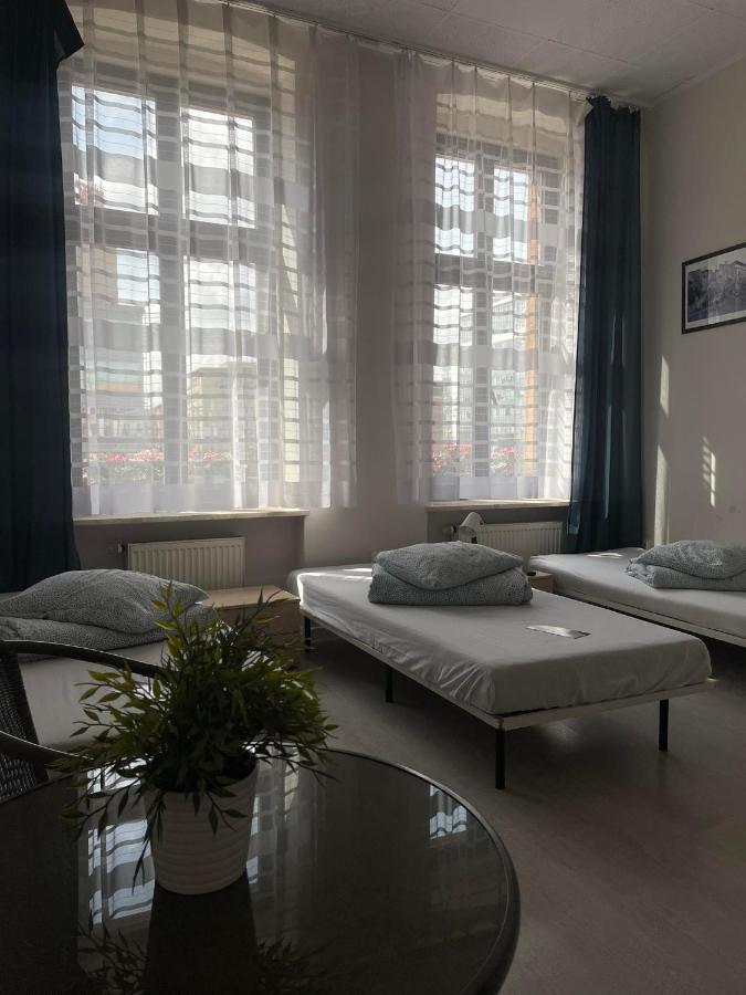 Hostel Kamienica Rynek 7 คาโตวีตเซ ภายนอก รูปภาพ